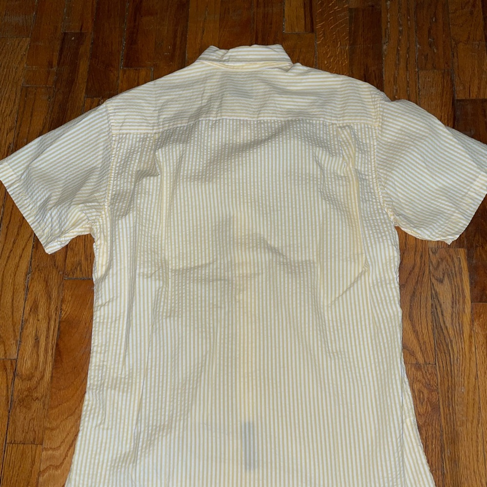 Summer button down - Picture 2 of 3
